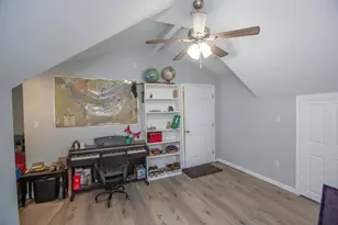 484 Tank Farm Rd, Independence, PA 15001 - Photo 33