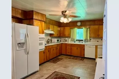 304 N Scott St, New Castle, PA 16101 - Photo 3