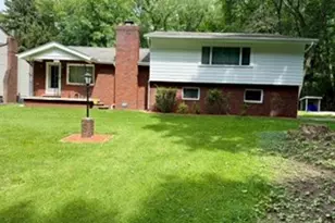 304 N Scott St, New Castle, PA 16101 - Photo 1