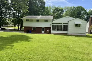 304 N Scott St, New Castle, PA 16101 - Photo 13
