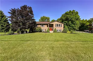 3427 Hills Church Rd, Murrysville, PA 15632 - Photo 1