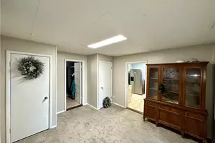 114 South St, Butler, PA 16001 - Photo 11