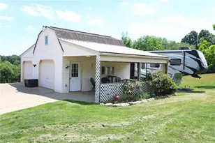 1203 Bailey Farm Rd, Unity Township, PA 15601 - Photo 31