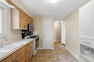 233 Ingram Ave, Pittsburgh, PA 15205 - Photo 9