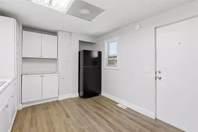 415 Carothers Avenue #3, Scott Township, PA 15106 - Photo 5