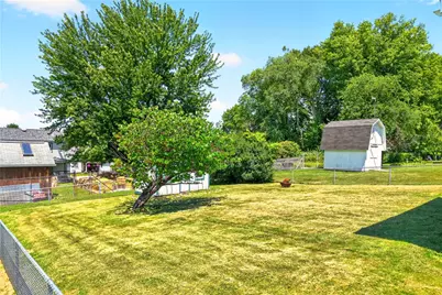11 Highland Ave, Mount Pleasant Township, PA 15666 - Photo 5