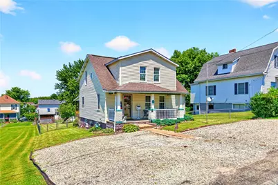 11 Highland Ave, Mount Pleasant Township, PA 15666 - Photo 3