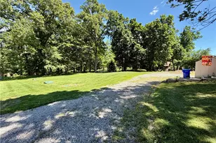 121 Kemar Dr, Summit Township, PA 16002 - Photo 31