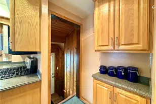 205 E Sheridan Ave, New Castle, PA 16105 - Photo 15