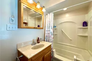 205 E Sheridan Ave, New Castle, PA 16105 - Photo 17