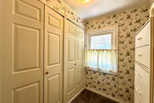 205 E Sheridan Ave, New Castle, PA 16105 - Photo 27