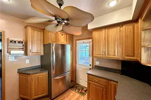 205 E Sheridan Ave, New Castle, PA 16105 - Photo 13