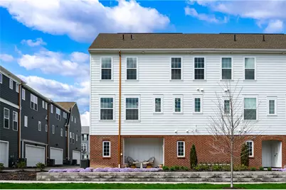 800 Gillian Lane, Cranberry Township, PA 16066 - Photo 3