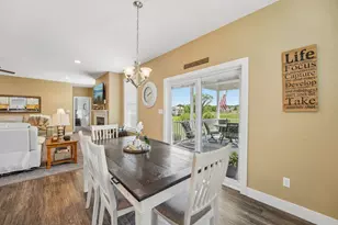 549 Landing Ct, Washington Township, PA 15613 - Photo 13