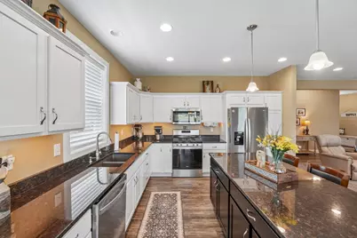 549 Landing Court, Washington Township, PA 15613 - Photo 17