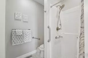 549 Landing Ct, Washington Township, PA 15613 - Photo 23