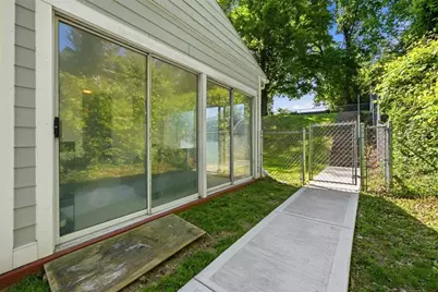 1218 Terrace St, Bridgeville, PA 15017 - Photo 5
