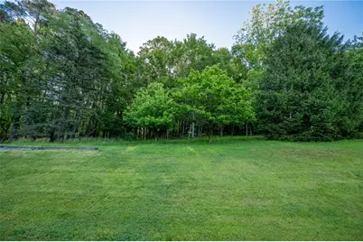 465 N 9th St, White Township, PA 15701 - Photo 9