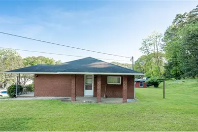 465 N 9th St, White Township, PA 15701 - Photo 5