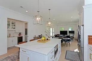 33 2nd St, Oakmont, PA 15139 - Photo 9