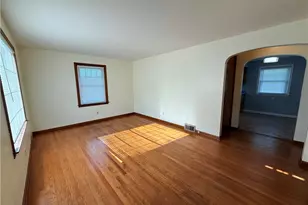 721 Tidball Ave, Grove City Boro, PA 16127 - Photo 7