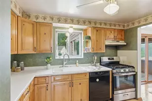534 Neola, Ross Twp, PA 15237 - Photo 13