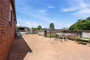 700 Overhill Dr, North Versailles, PA 15137 - Photo 25