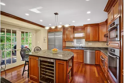 704 Scrubgrass Rd, Pittsburgh, PA 15243 - Photo 9