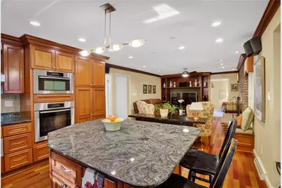 704 Scrubgrass Rd, Pittsburgh, PA 15243 - Photo 11