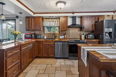 117 Rembrandt Dr, Twp of But NE, PA 16002 - Photo 5