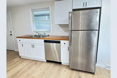 3718 W 7th Ave, West Mayfield, PA 15010 - Photo 9