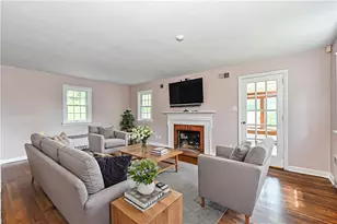 4461 Mt Royal Blvd, Hampton, PA 15101 - Photo 5