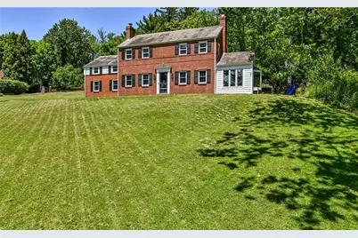 4461 Mount Royal Blvd, Hampton, PA 15101 - Photo 1