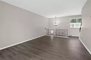 247 Golden Gate Dr, Oakmont, PA 15147 - Photo 13
