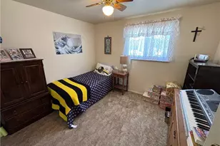 537 Invicta Dr, Pittsburgh, PA 15235 - Photo 13