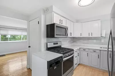 1015 Valora St, Banksville/Westwood, PA 15220 - Photo 9