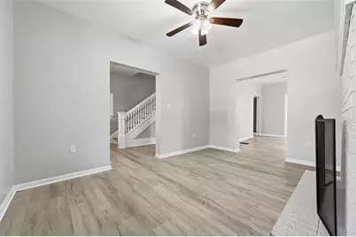 815 Maplewood Ave, Ambridge, PA 15003 - Photo 3