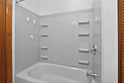 2305 Walton Ave, Pittsburgh, PA 15210 - Photo 17