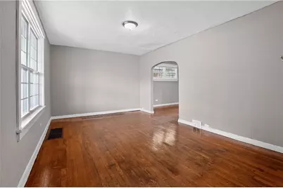 2305 Walton Ave, Pittsburgh, PA 15210 - Photo 29