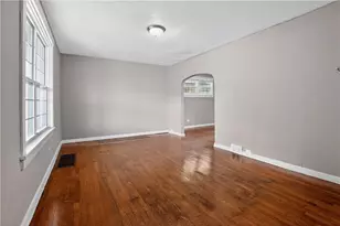 2305 Walton Ave, Pittsburgh, PA 15210 - Photo 29