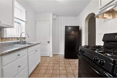2305 Walton Ave, Pittsburgh, PA 15210 - Photo 17