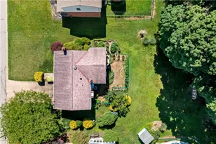 1040 Cork Dr, Bethel Park, PA 15102 - Photo 27