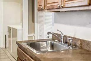 31 Eleanor St, Pittsburgh, PA 15203 - Photo 11
