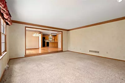 8214 Marquis Drive, Pittsburgh, PA 15237 - Photo 7