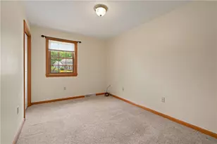 8214 Marquis Dr, Pittsburgh, PA 15237 - Photo 23