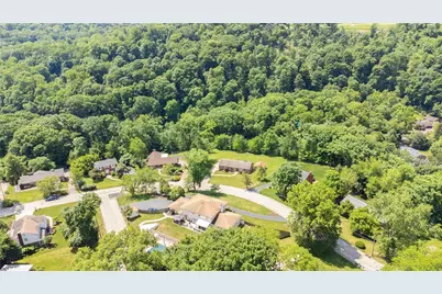 3466 Ridgewood Dr, Pittsburgh, PA 15235 - Photo 27