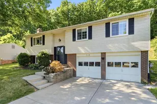 719 Skyview Dr, Cranberry Township, PA 16066 - Photo 3