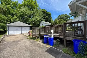 4 W Garfield Ave, New Castle, PA 16105 - Photo 3