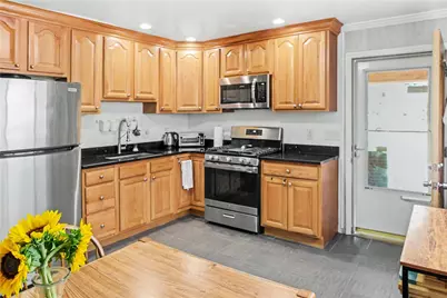 5302 Camelia St, Pittsburgh, PA 15201 - Photo 5