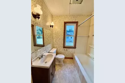 101 W Fulton St, New Castle, PA 16102 - Photo 15